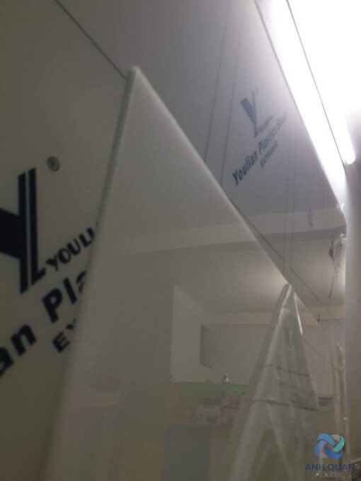 01708e244658a306fa49