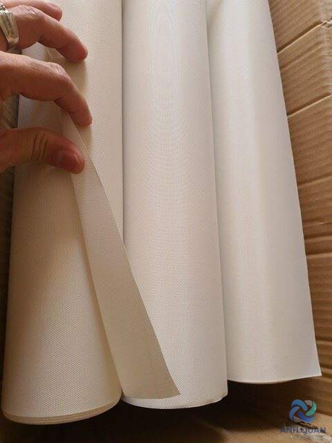 ffc1eb9e74d28f8cd6c3